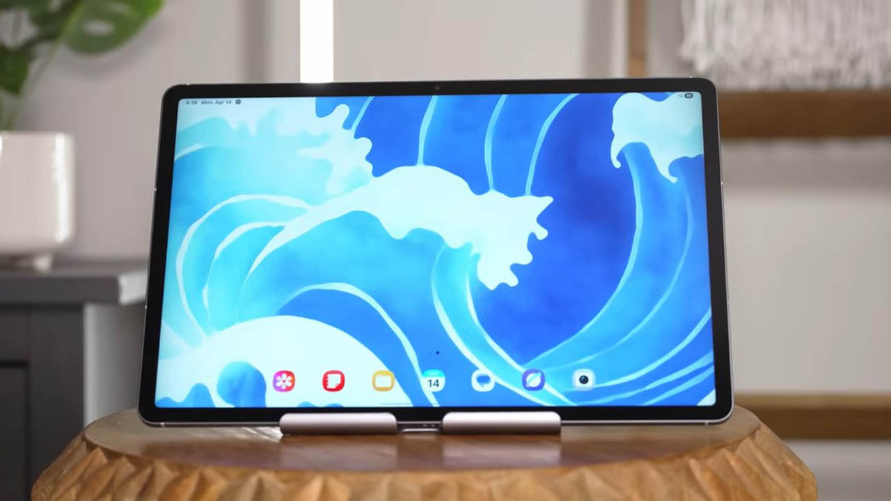 Samsung Galaxy Tab S10 FE Plus Review – Is This the Best Mid-Range Tablet Samsung Galaxy Tab S10 FE Plus: Display