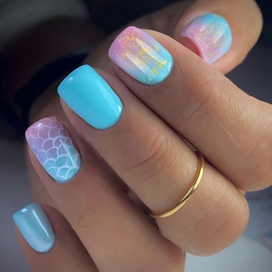 30+ Best Summer Nails: Trendy Press-Ons, Ocean Vibes & Floral Looks Summer Golden Glitter Fish Scale Press-On Nails