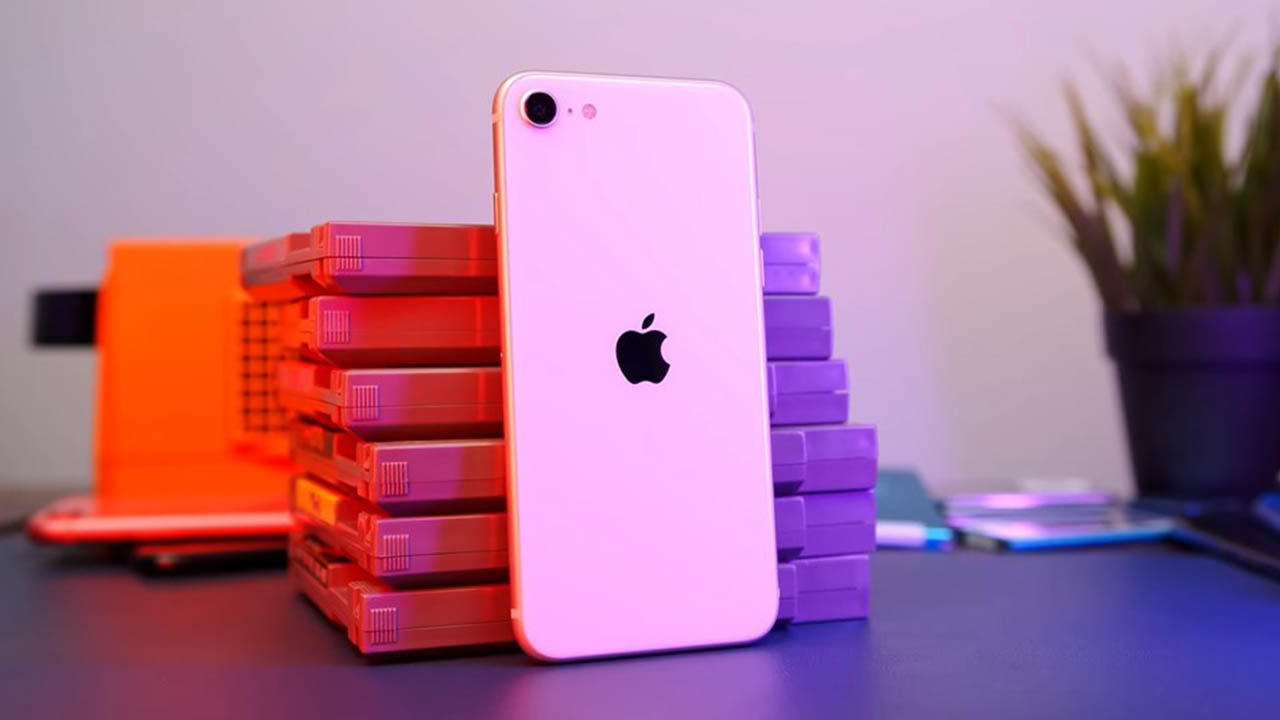 20 Best Smartphones in 2025: Expert Picks for Every Budget iPhone SE